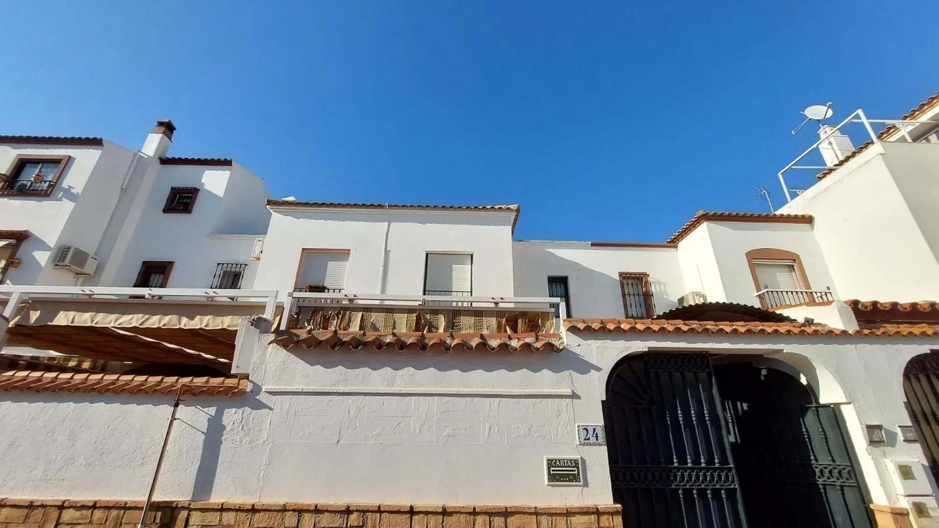 Villa Bonita unifamiliar en playa Cadiz Puerto Real España